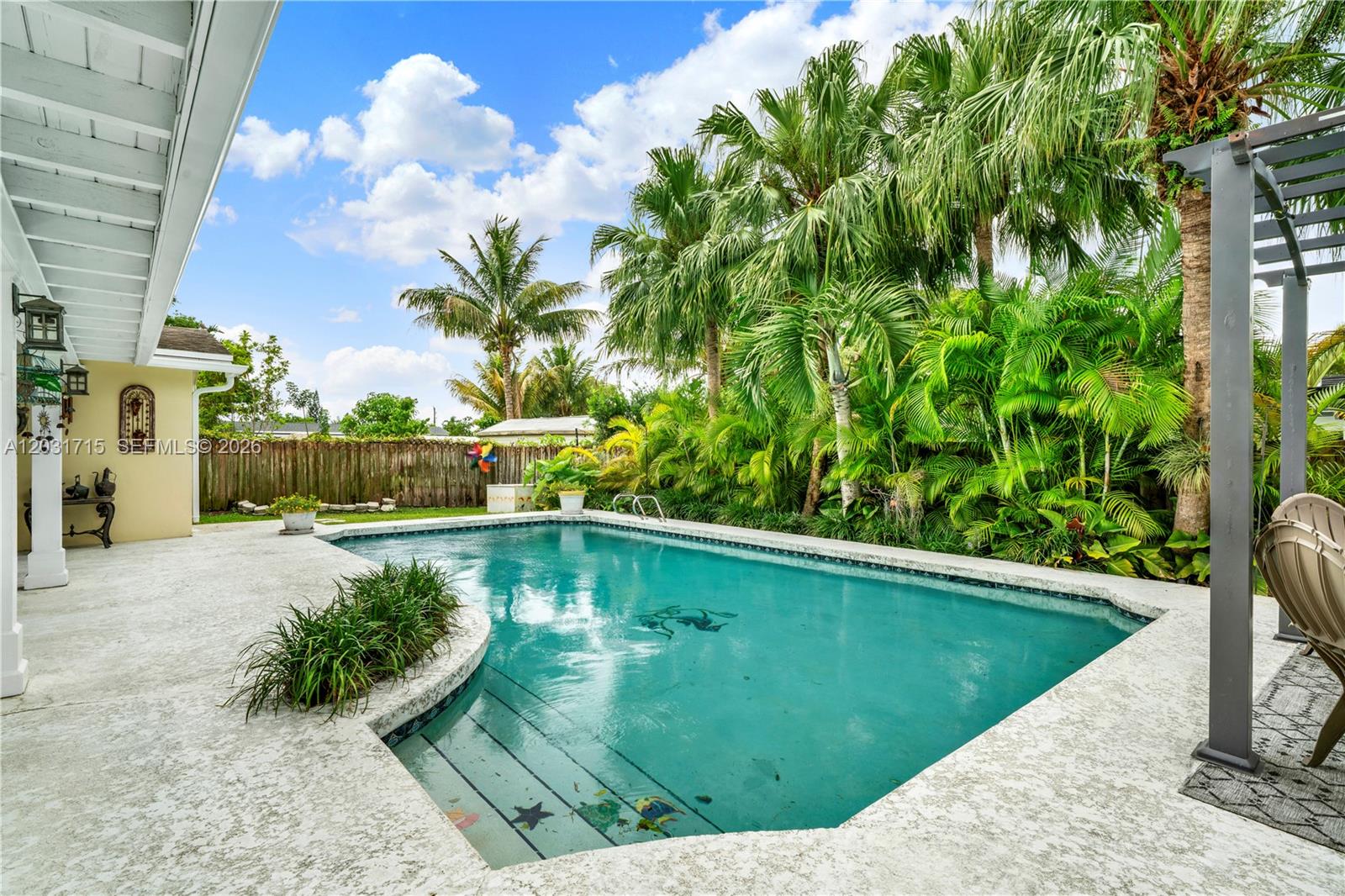 BEL AIRE - Residential