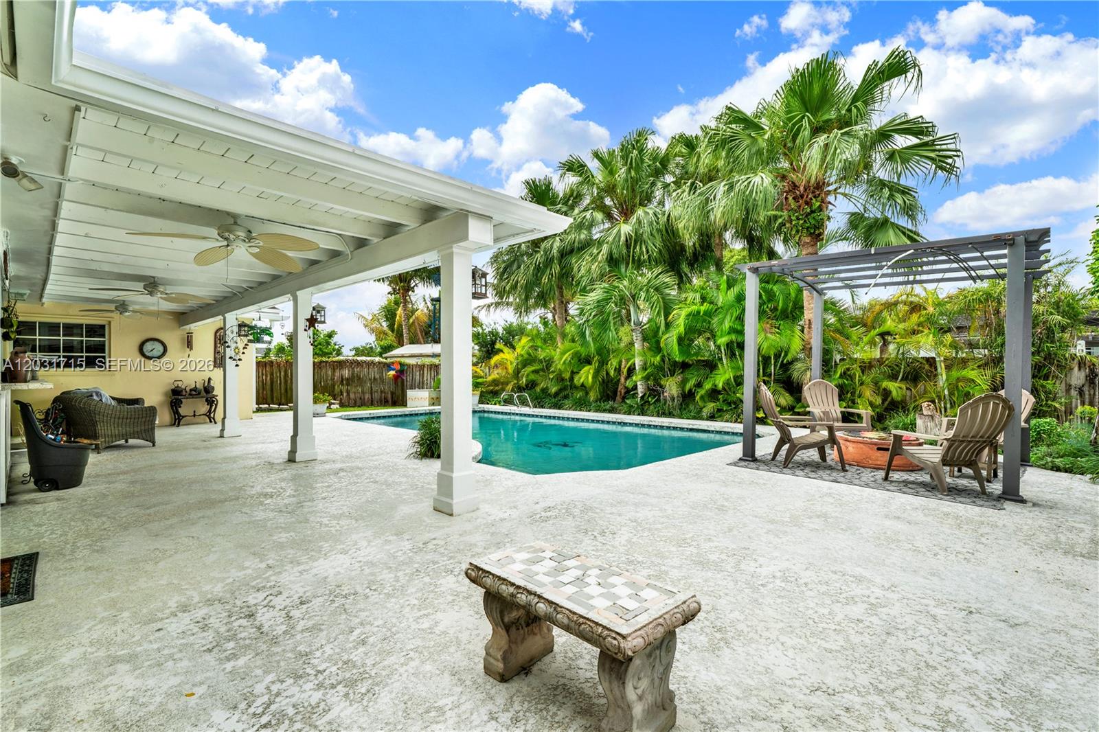 BEL AIRE - Residential