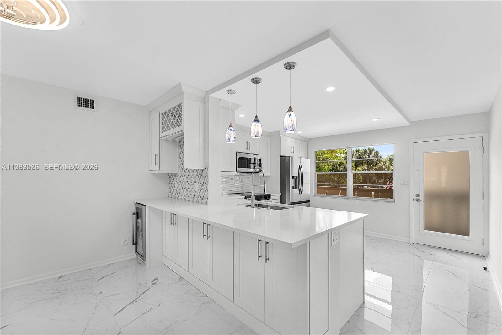 LUCAYA VILLAGE 1-C CONDO - Residential
