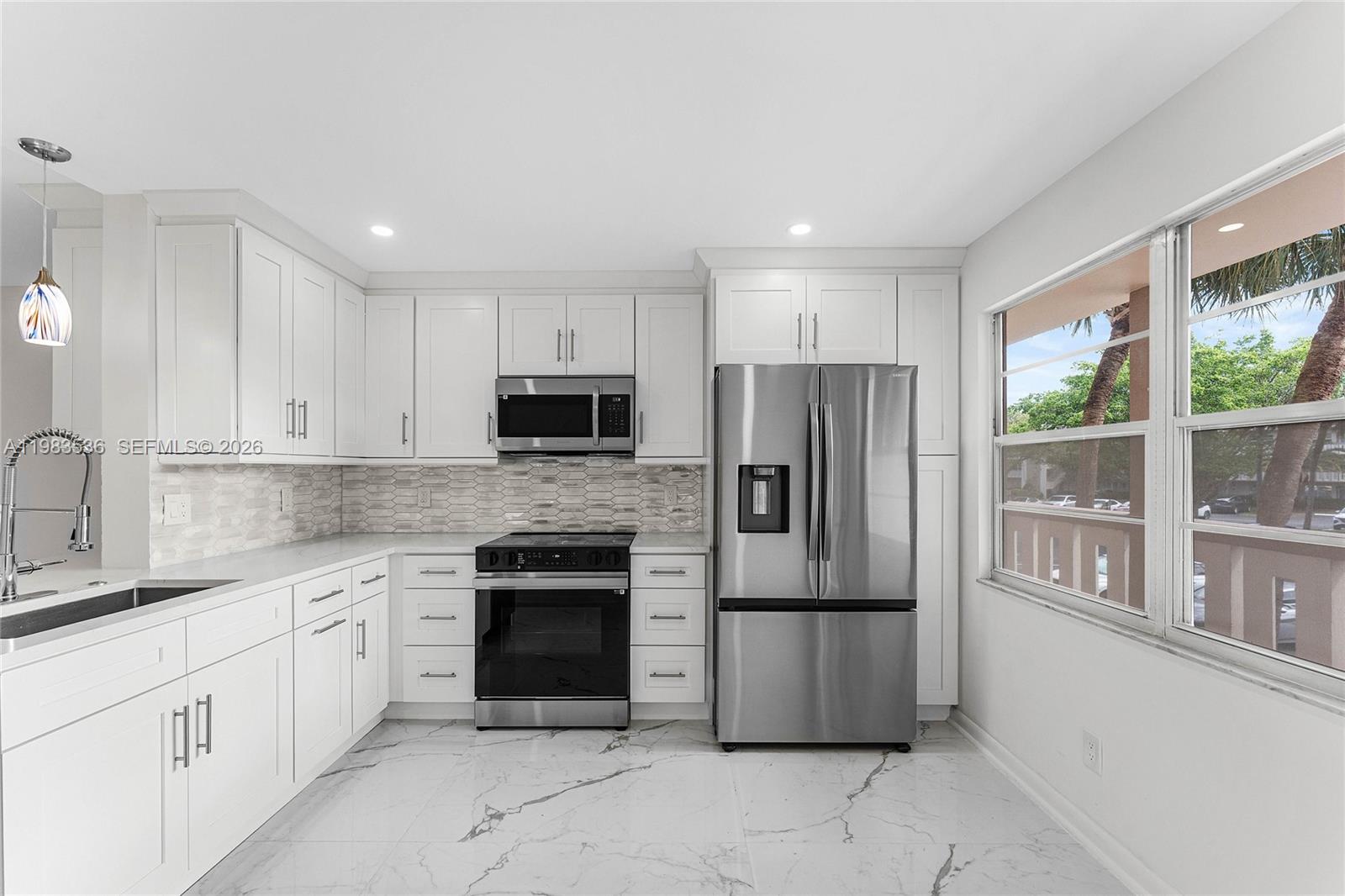 LUCAYA VILLAGE 1-C CONDO - Residential