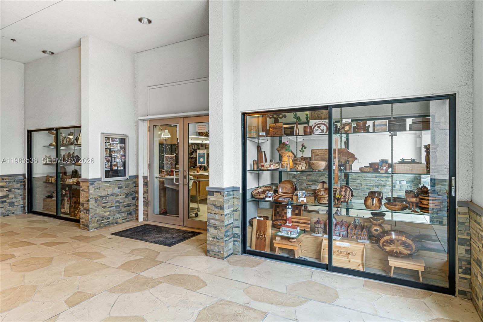 LUCAYA VILLAGE 1-C CONDO - Residential