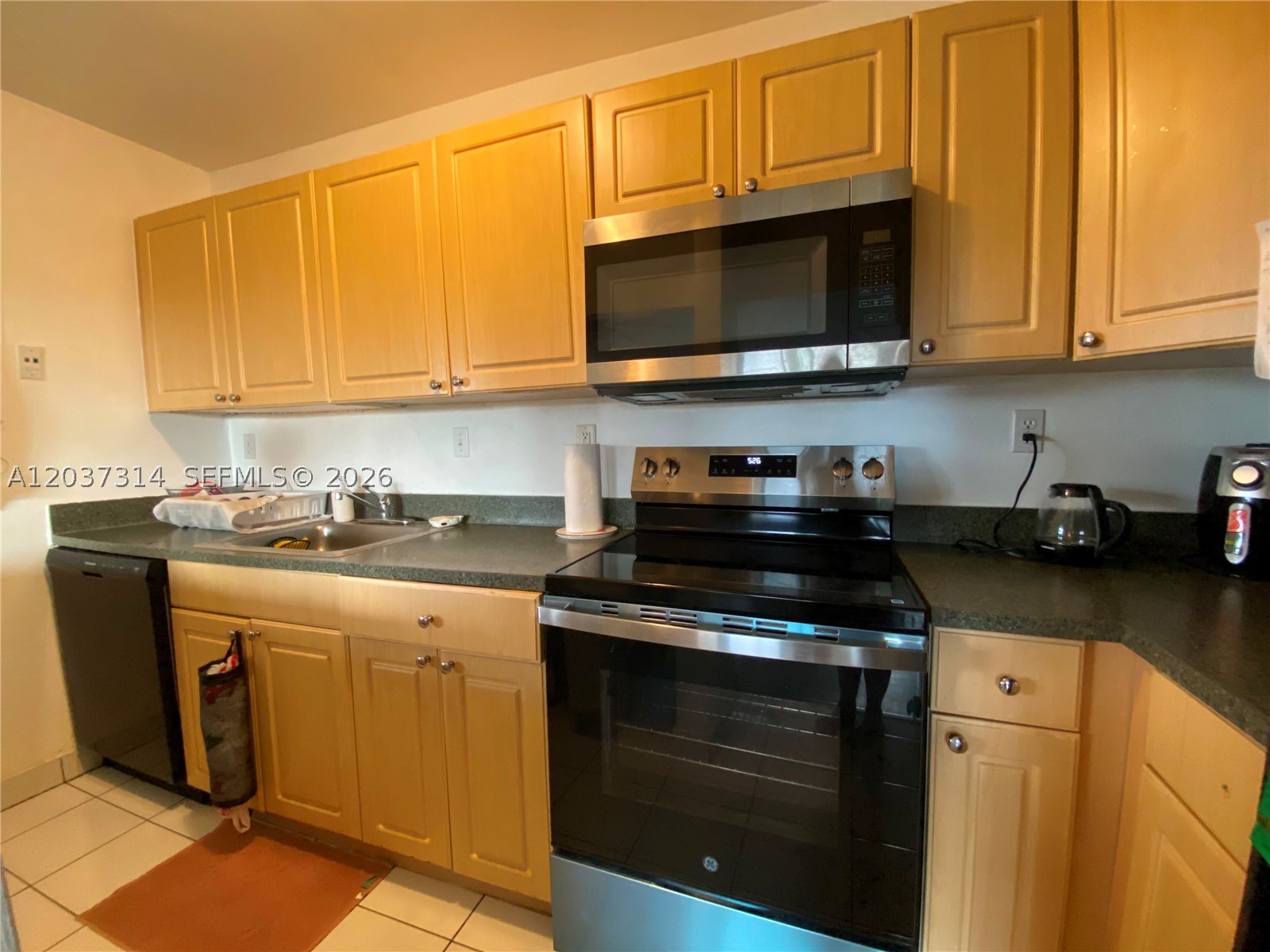 NEWPORT CONDO - Residential