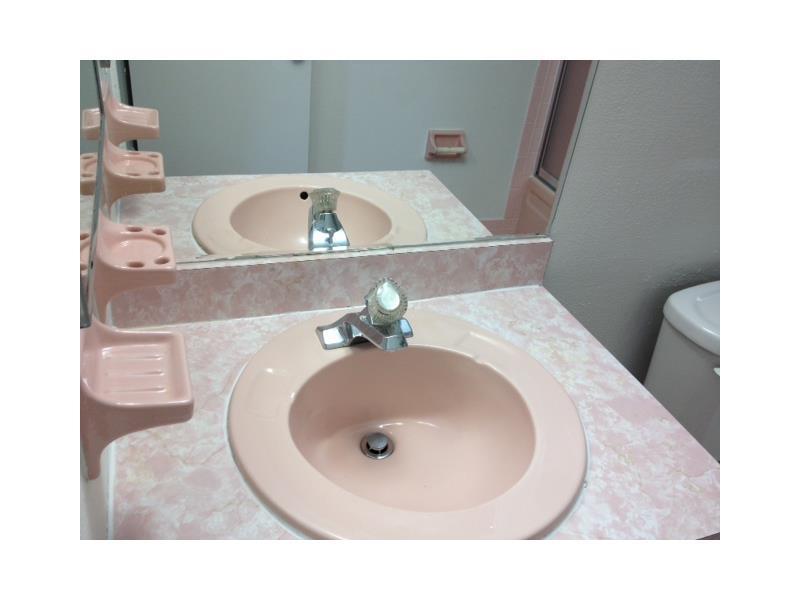 Oriole Gardens - Residential Lease