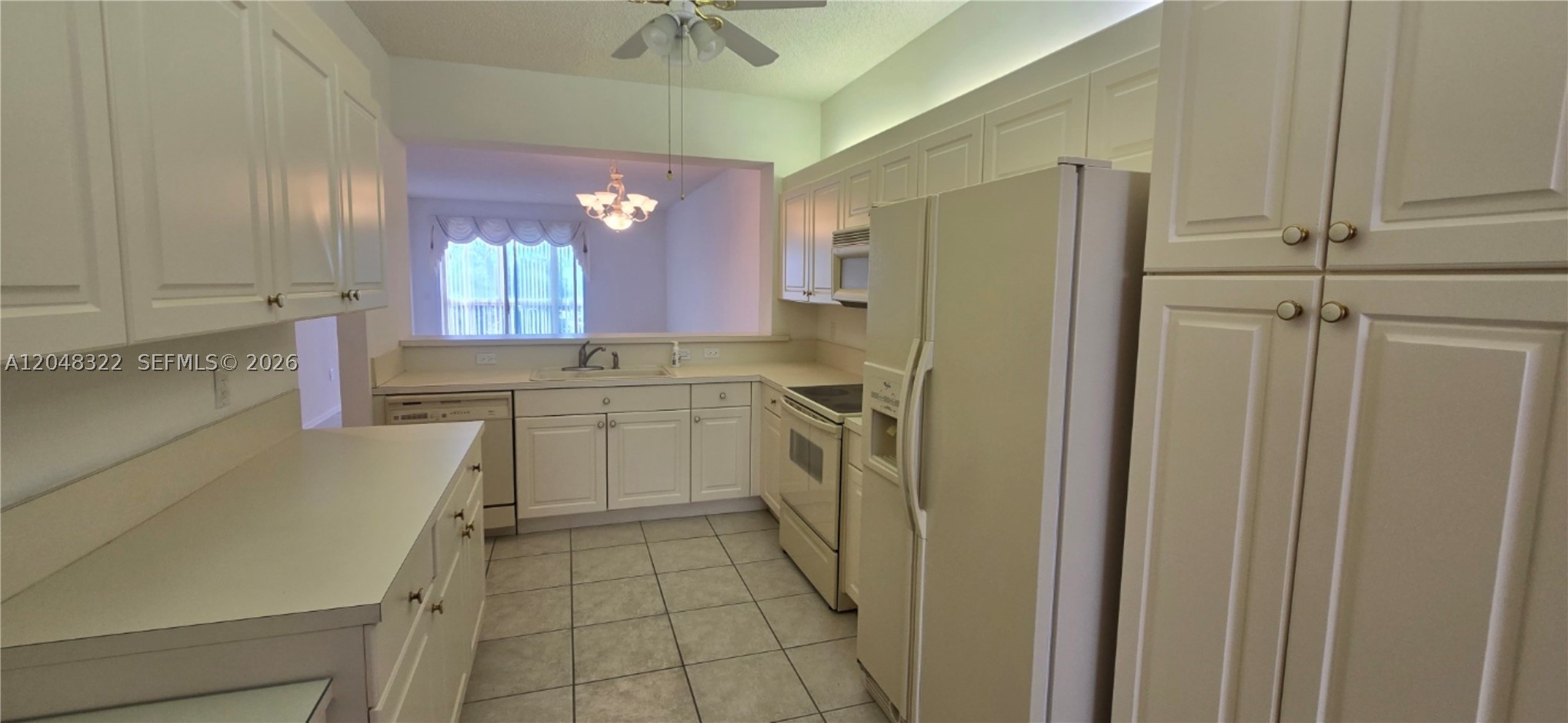 SOUTHAMPTON CONDOMINIUM J - Residential