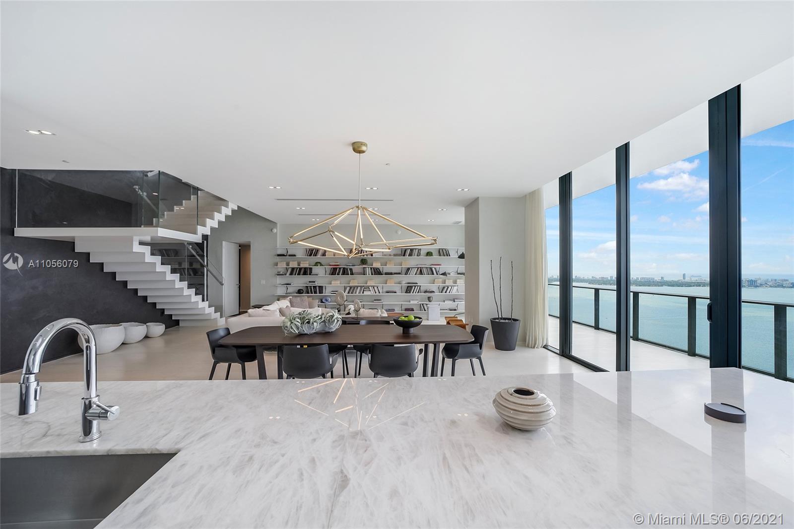 PARAISO BAY CONDO - Residential