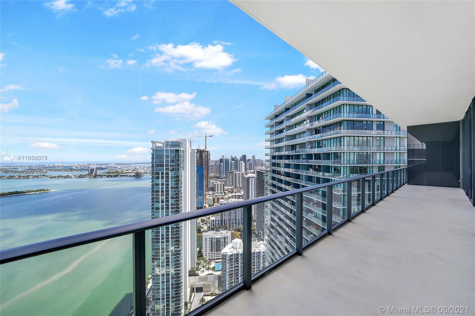 PARAISO BAY CONDO - Residential