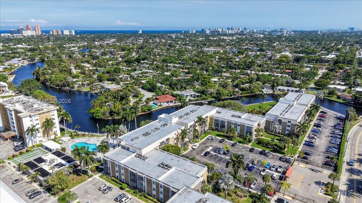 RIVER SHORES CONDO - Residential