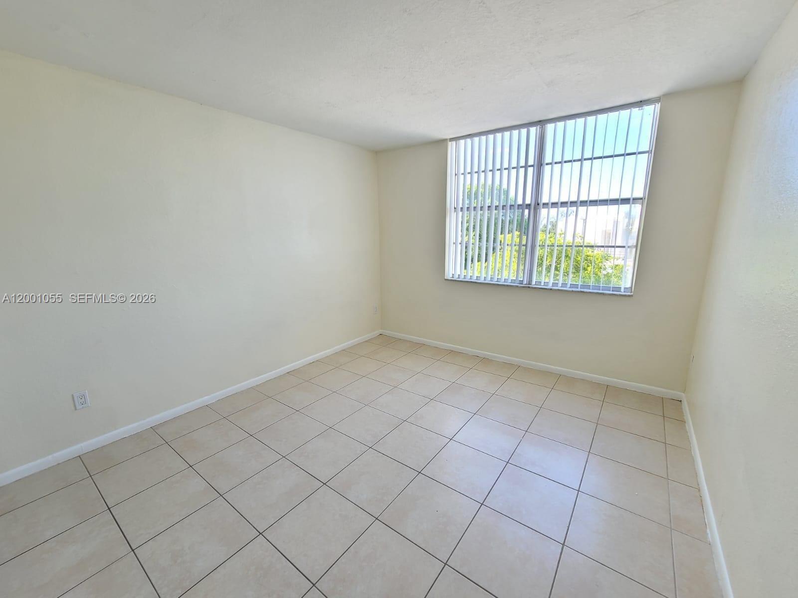 MONTECARLO CONDO - Residential