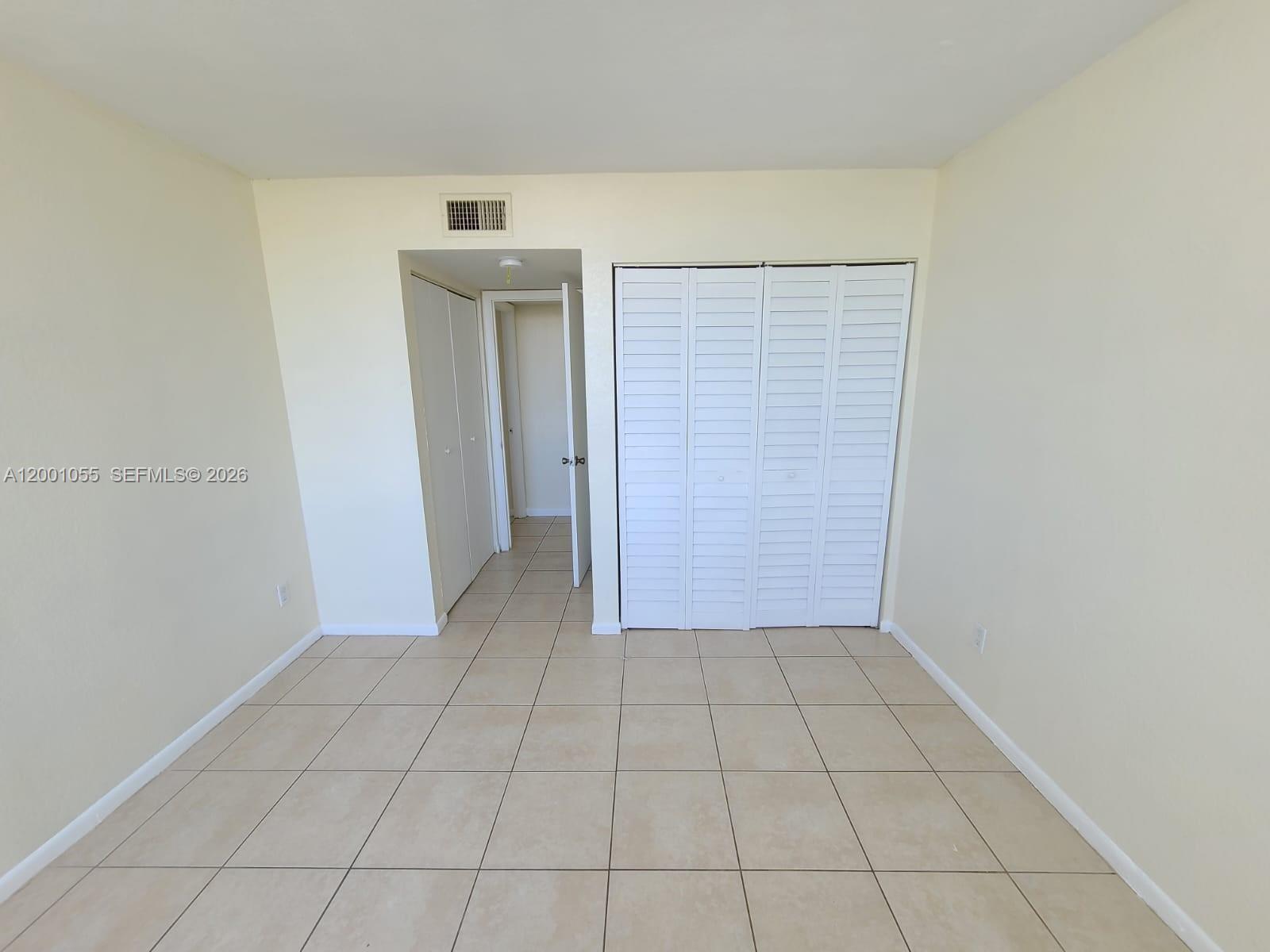 MONTECARLO CONDO - Residential