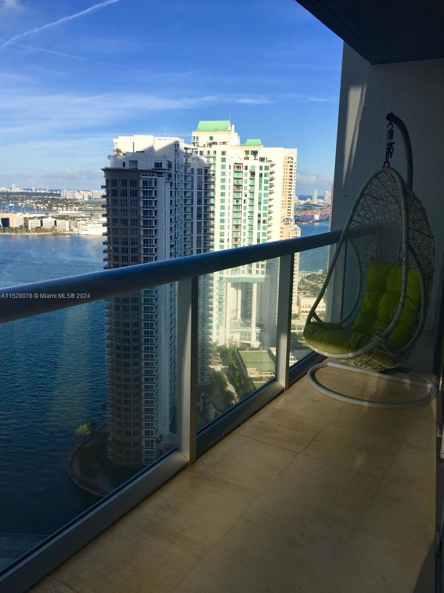 ICON BRICKELL NO TWO - Residential Lease