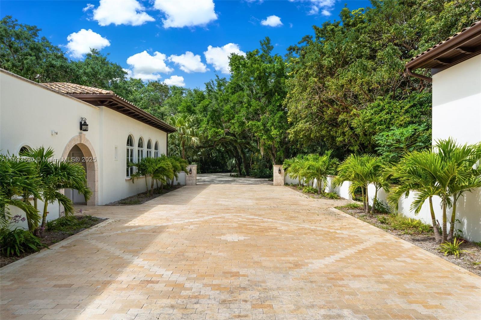 CUTLER ESTATES .345 AC - Residential