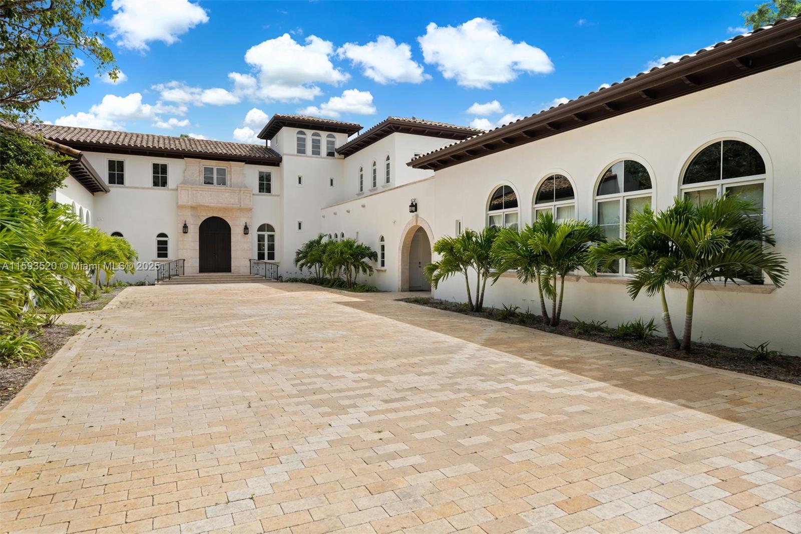 CUTLER ESTATES .345 AC - Residential
