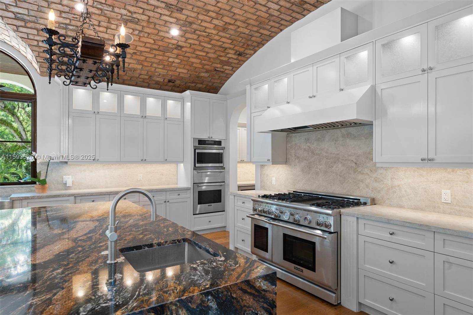 CUTLER ESTATES .345 AC - Residential