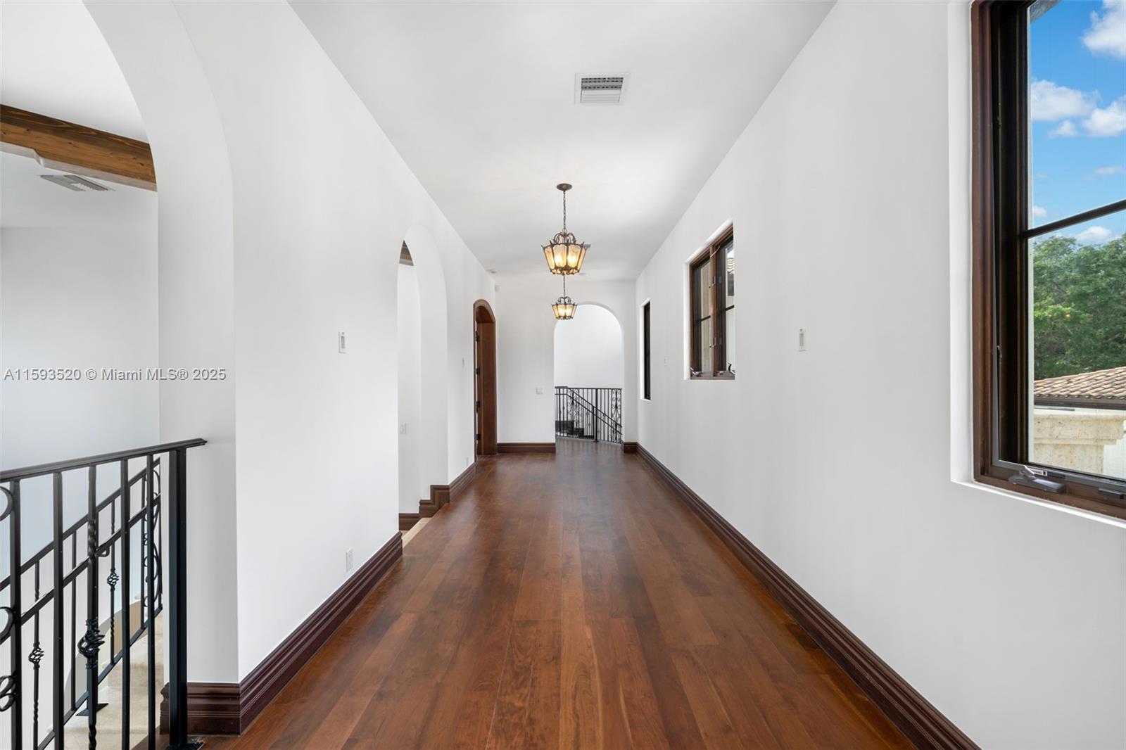 CUTLER ESTATES .345 AC - Residential
