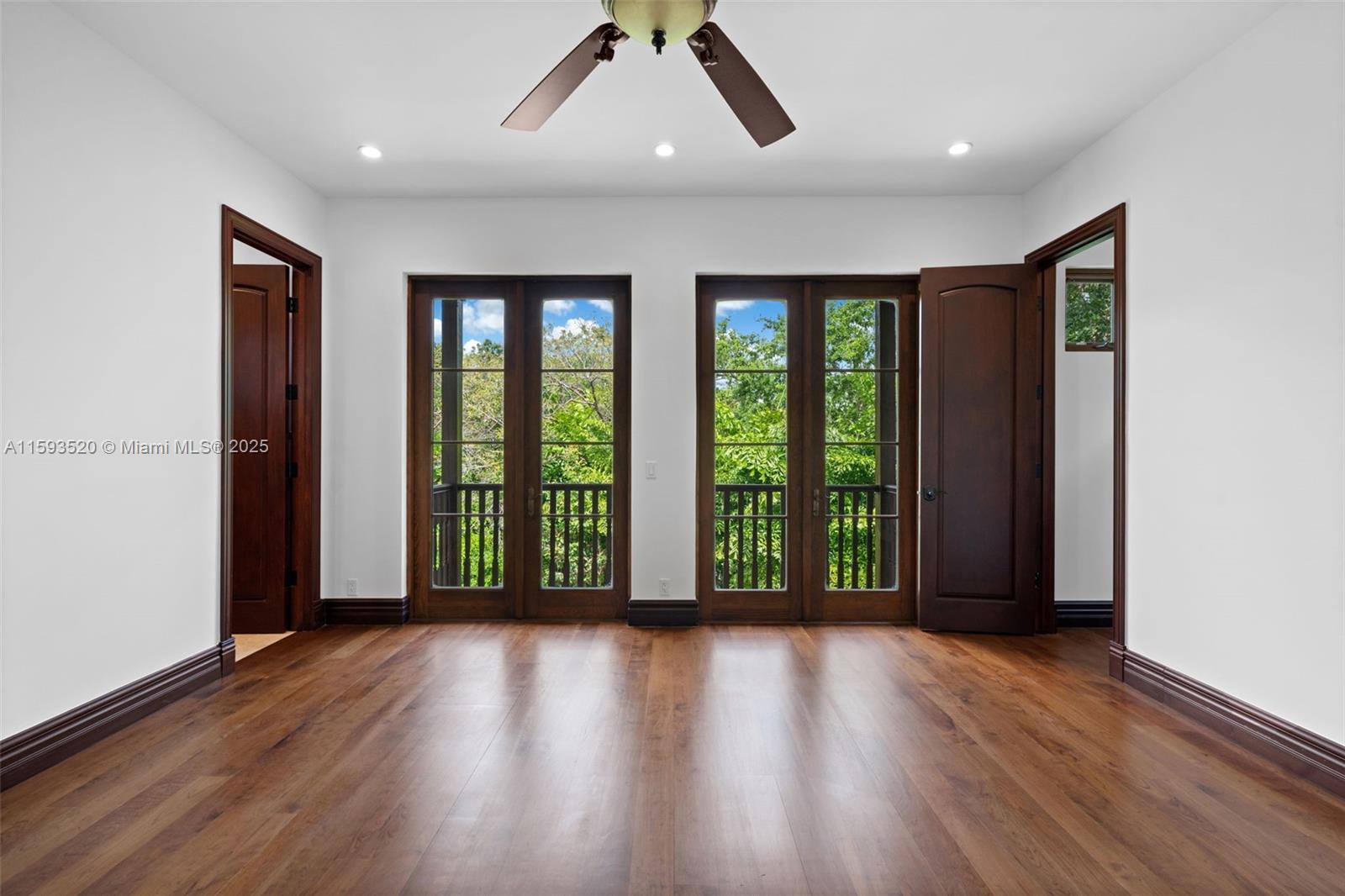 CUTLER ESTATES .345 AC - Residential