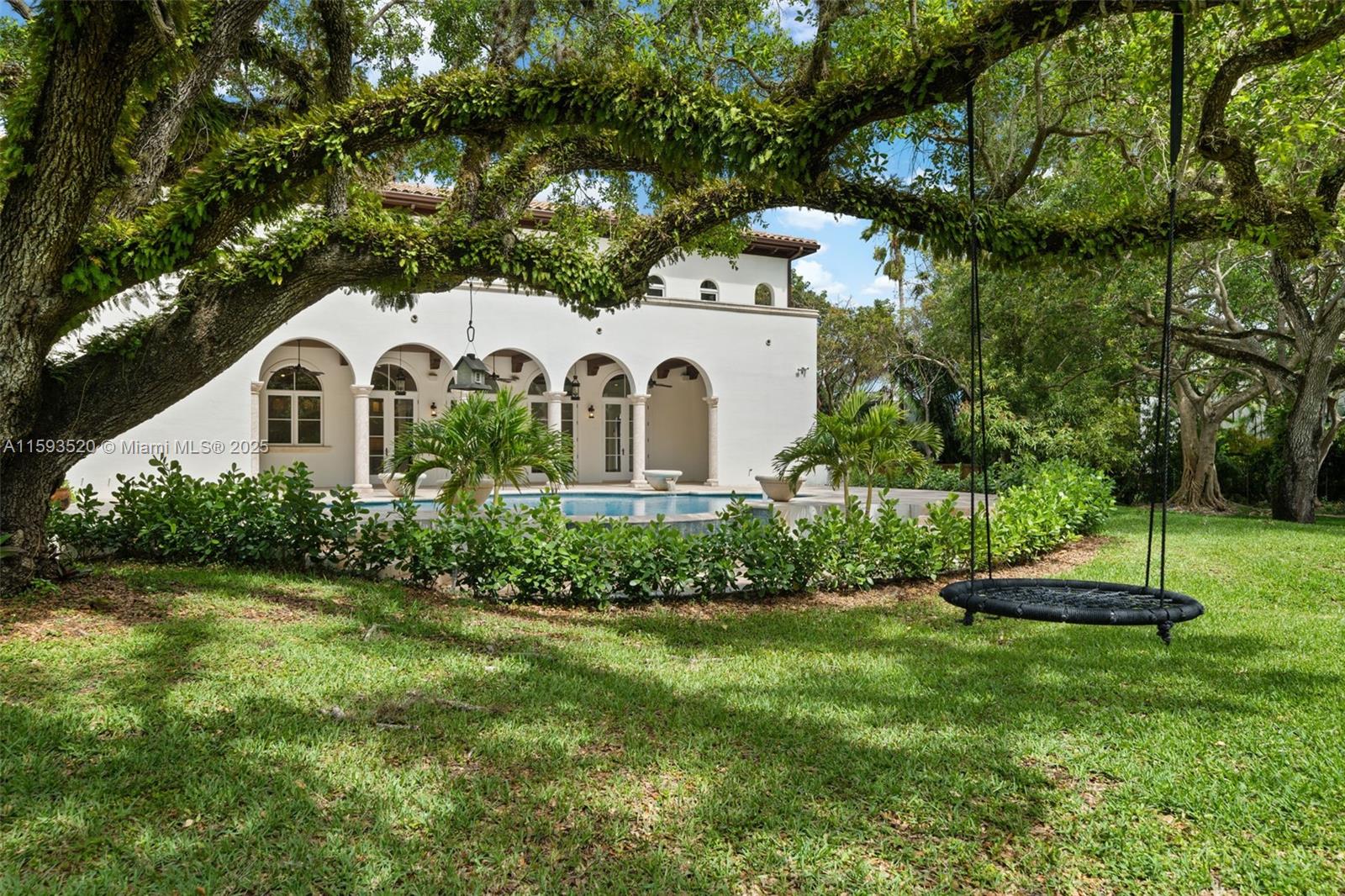 CUTLER ESTATES .345 AC - Residential