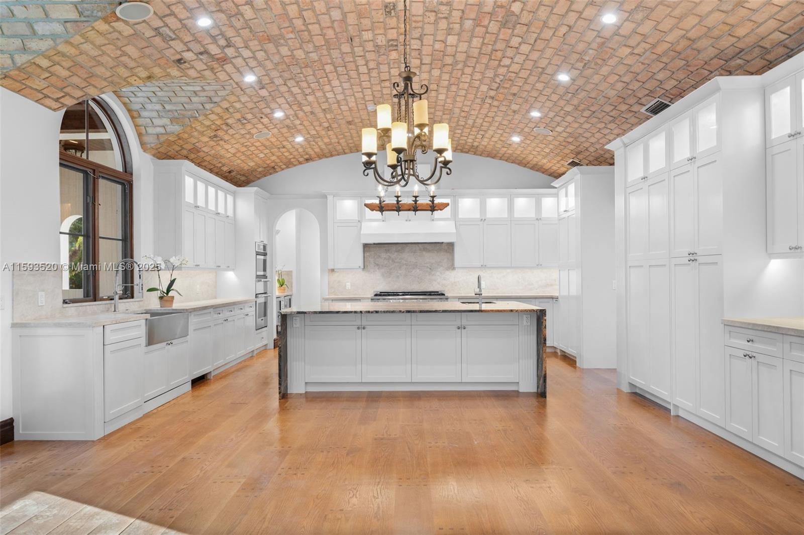 CUTLER ESTATES .345 AC - Residential