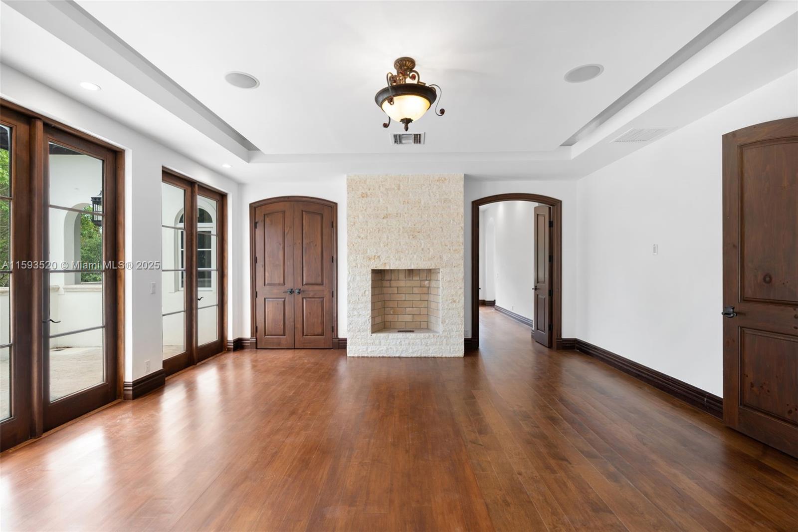 CUTLER ESTATES .345 AC - Residential