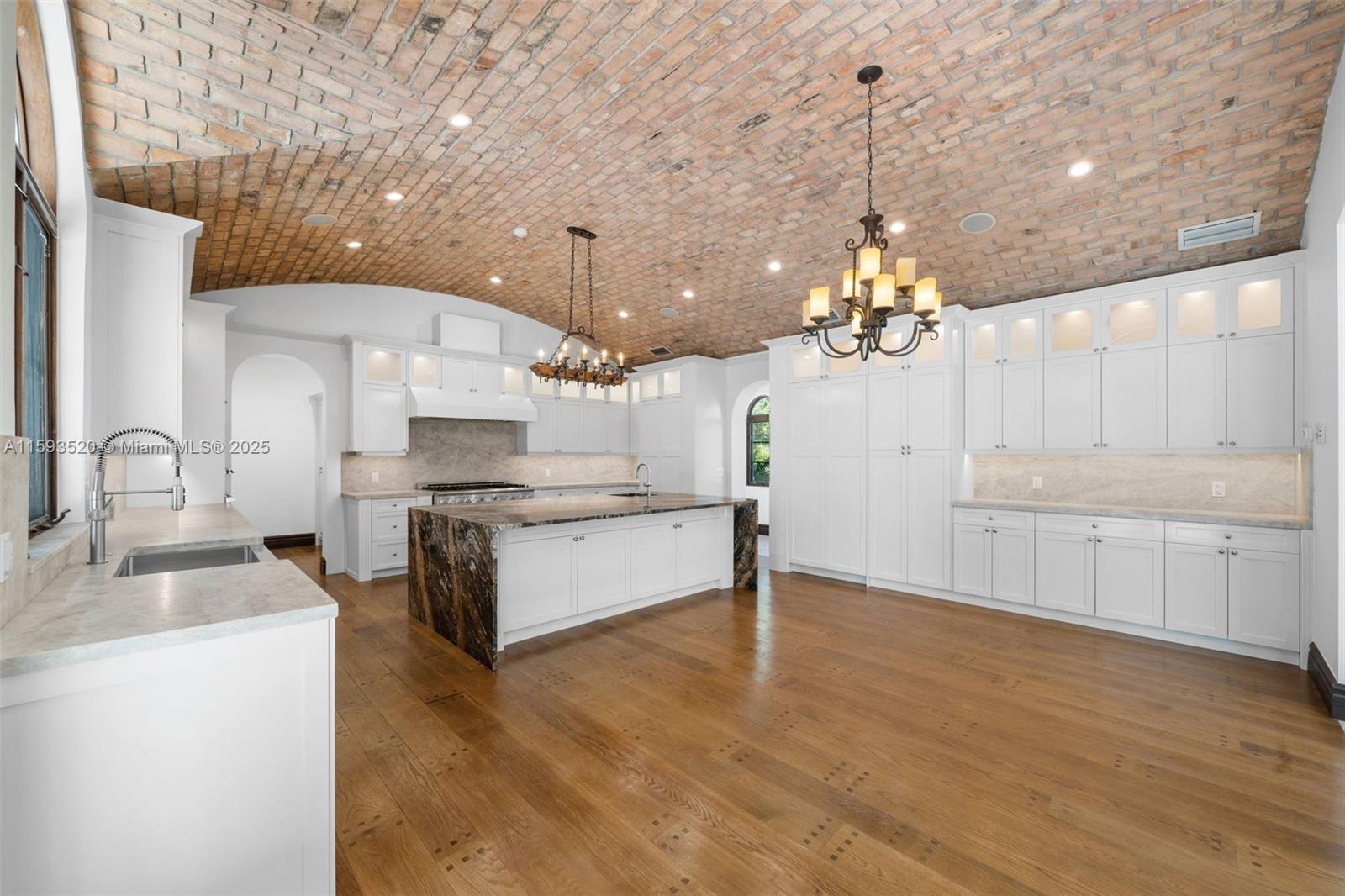 CUTLER ESTATES .345 AC - Residential