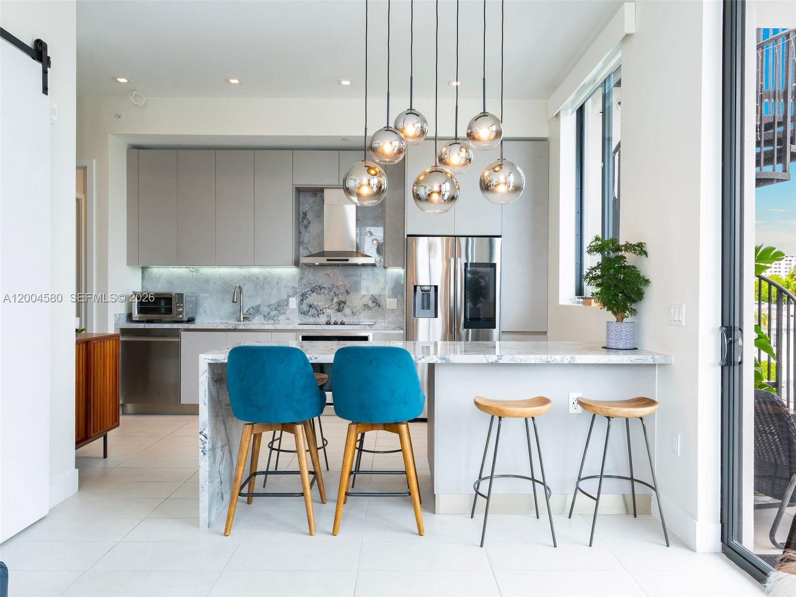 LINCOLN SUB - Residential