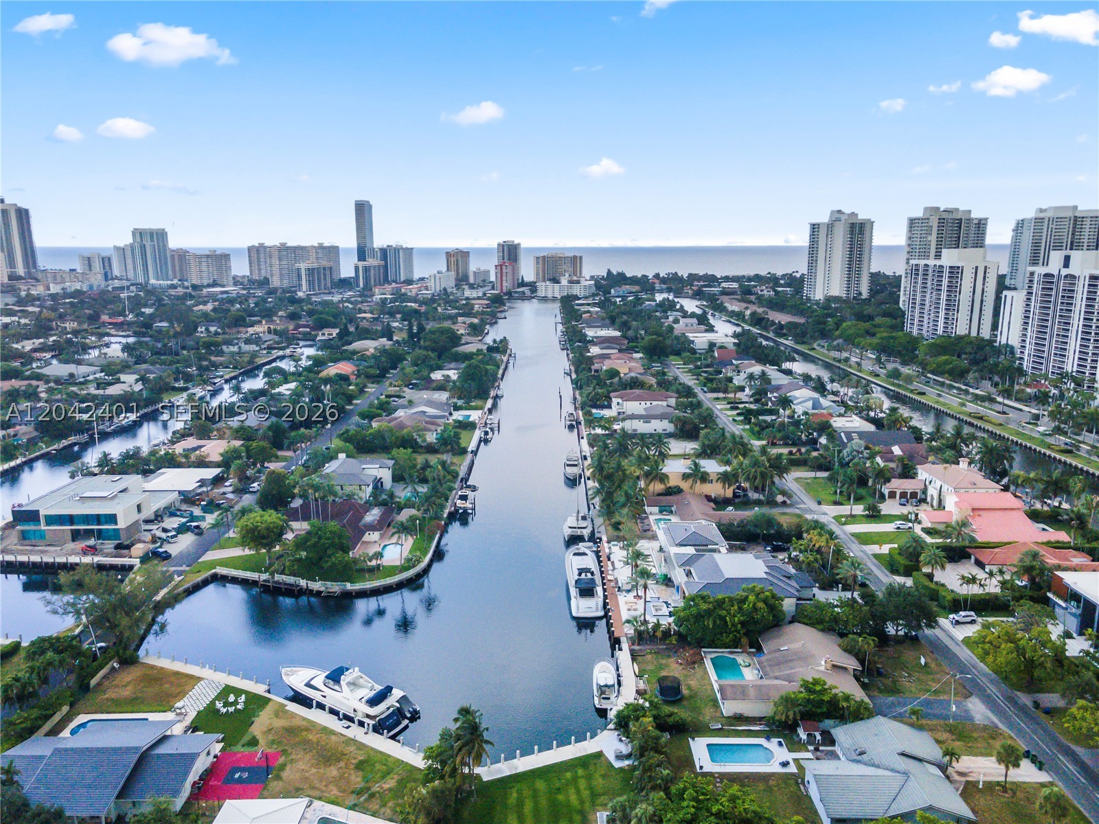 GOLDEN ISLES SEC D REPLAT - Residential
