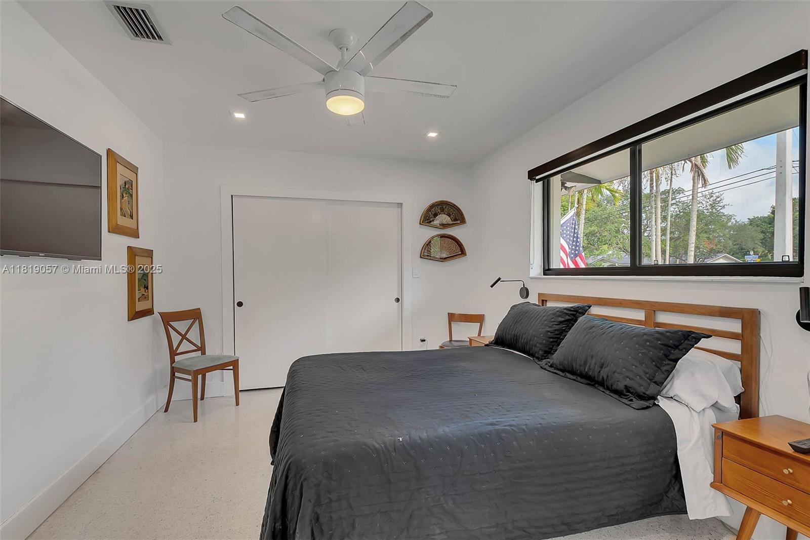KINGS VIEW - Residential Lease