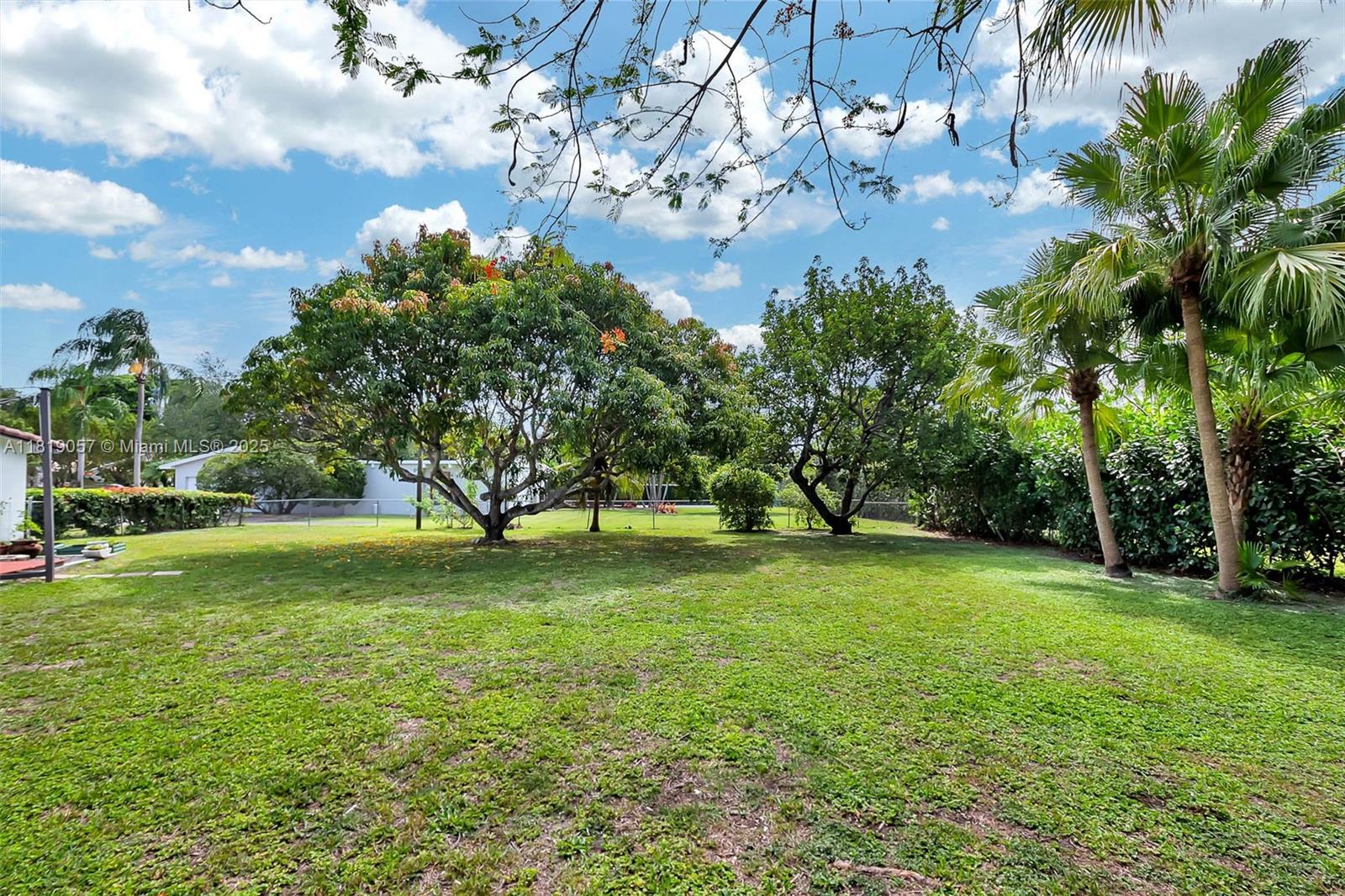 KINGS VIEW - Residential Lease
