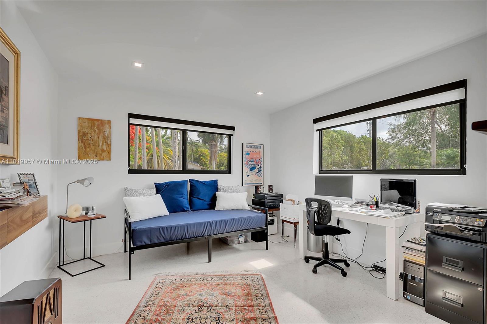 KINGS VIEW - Residential Lease