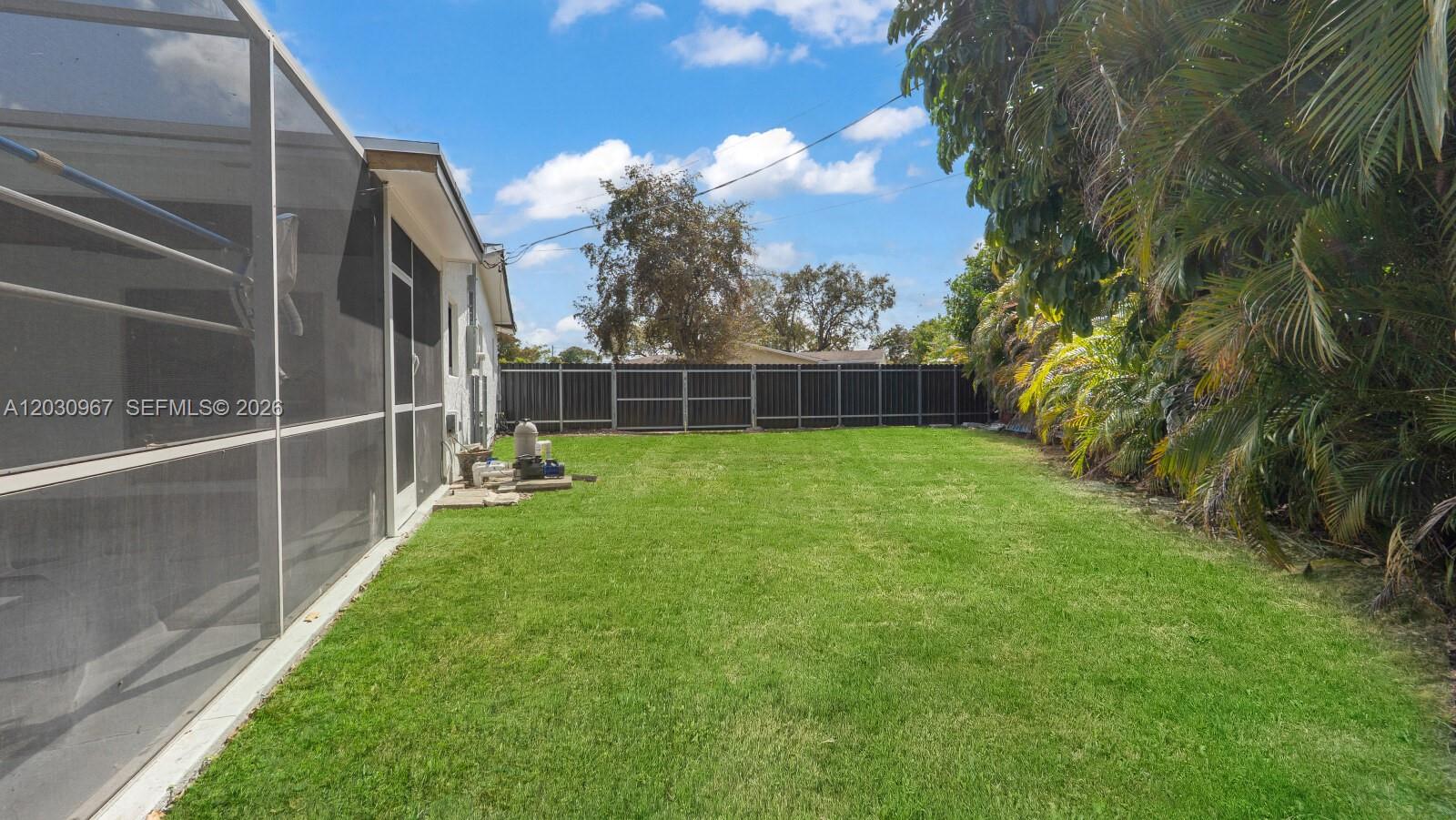 SUNRISE GOLF VILLAGE SEC - Residential Lease