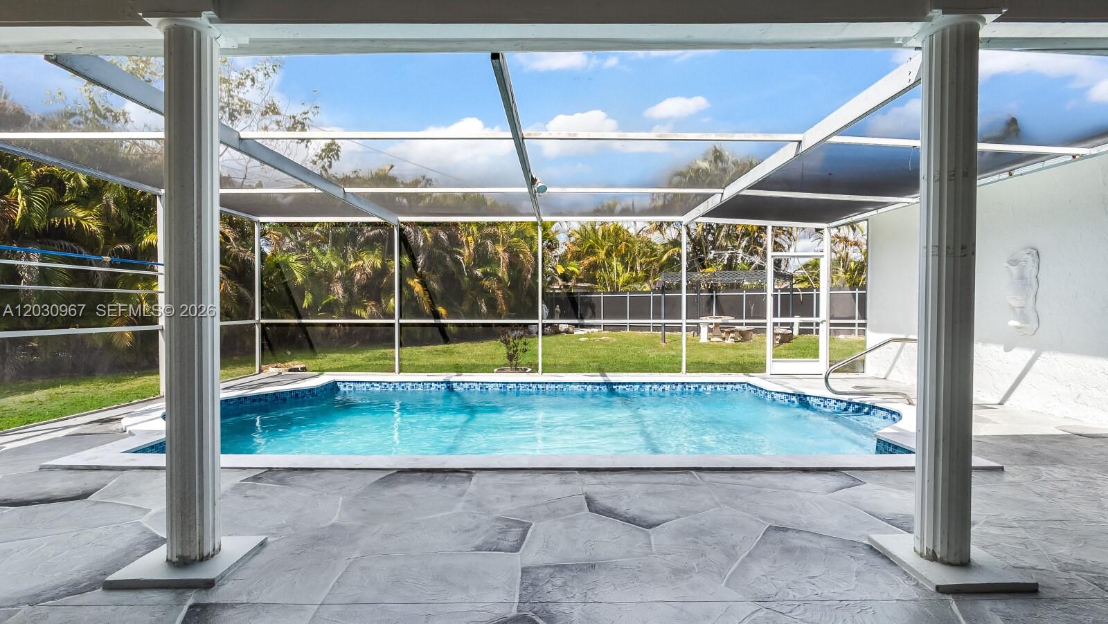 SUNRISE GOLF VILLAGE SEC - Residential Lease