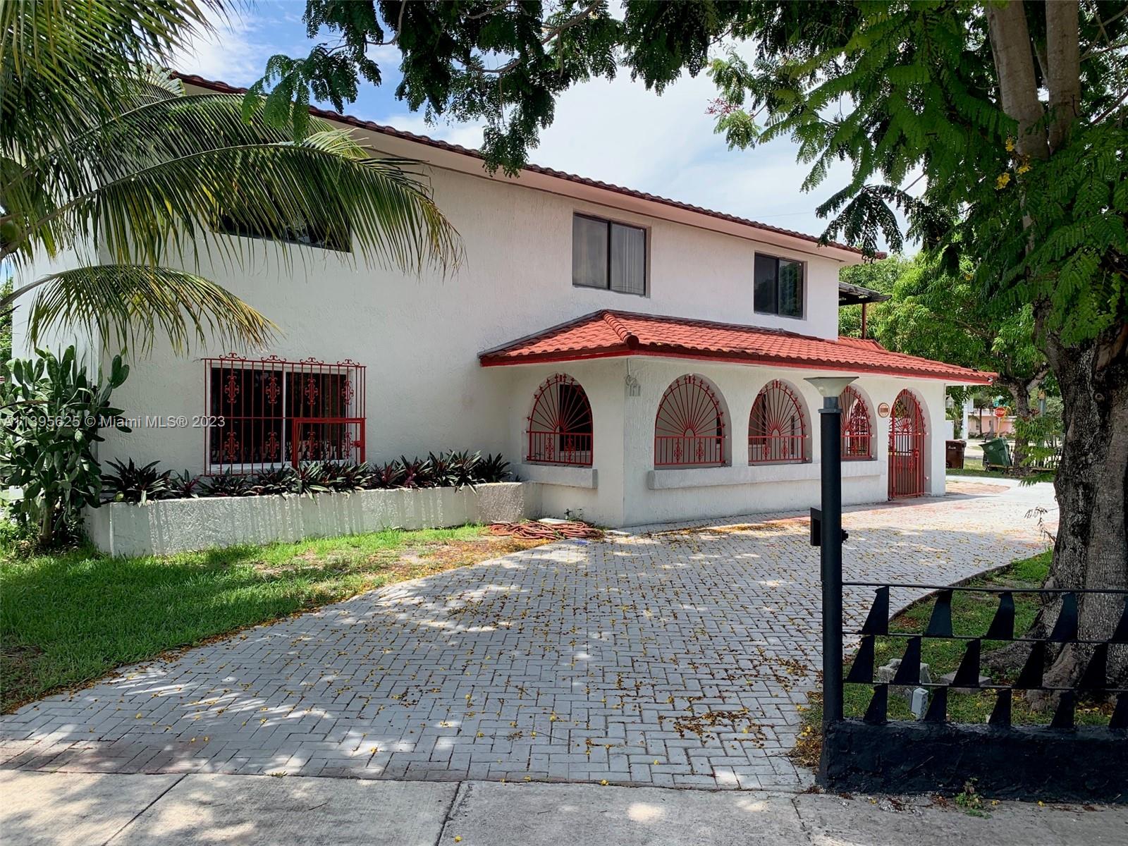 SUN-TAN VILLAGE SEC 4 - Residential Lease