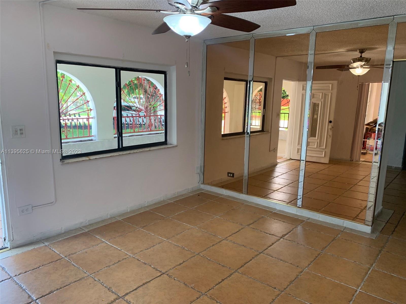 SUN-TAN VILLAGE SEC 4 - Residential Lease