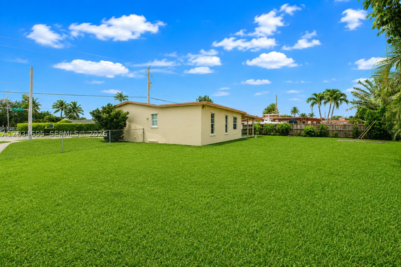 CORAL PARK ESTATES SEC 3 - Residential