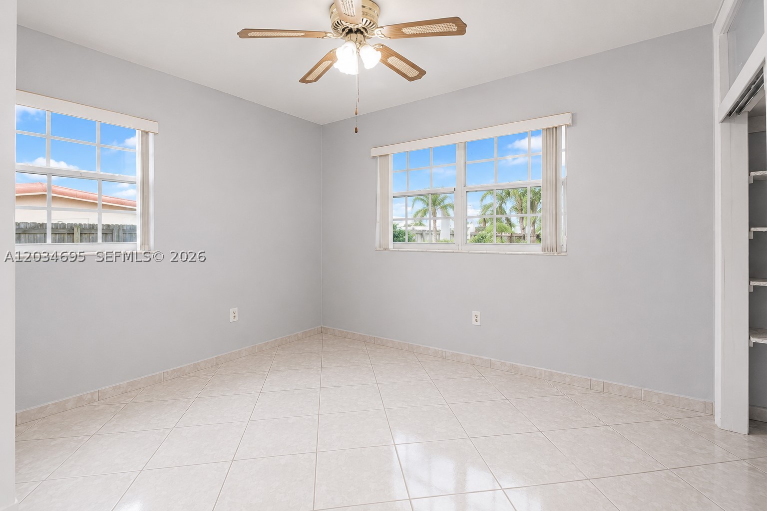 CORAL PARK ESTATES SEC 3 - Residential