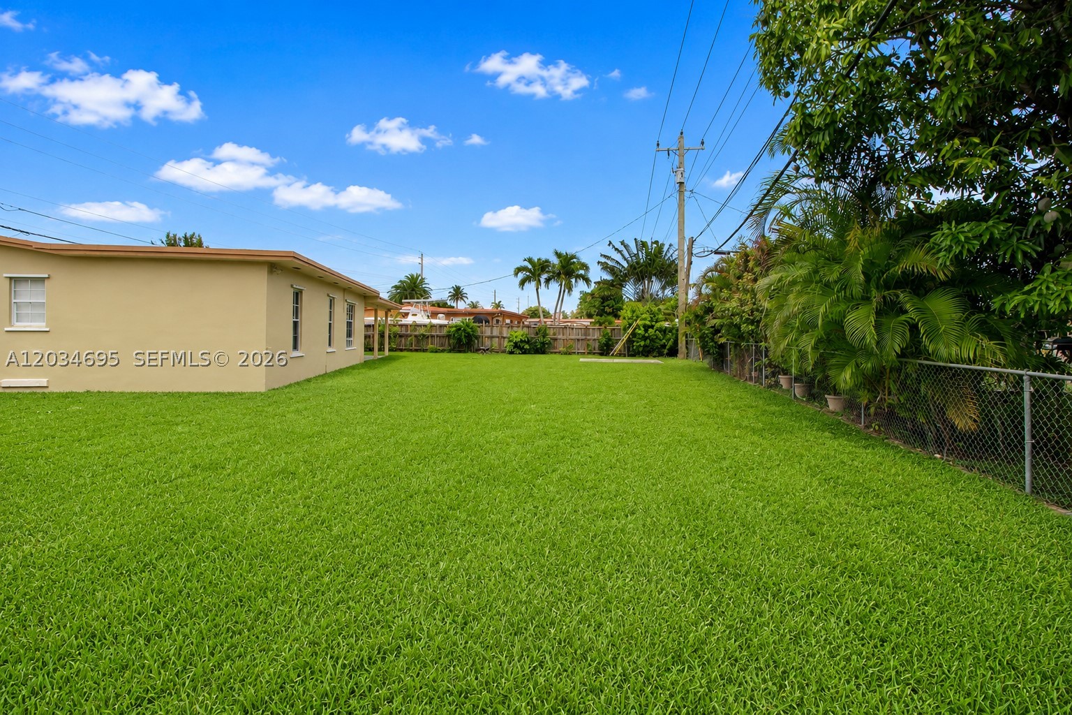 CORAL PARK ESTATES SEC 3 - Residential