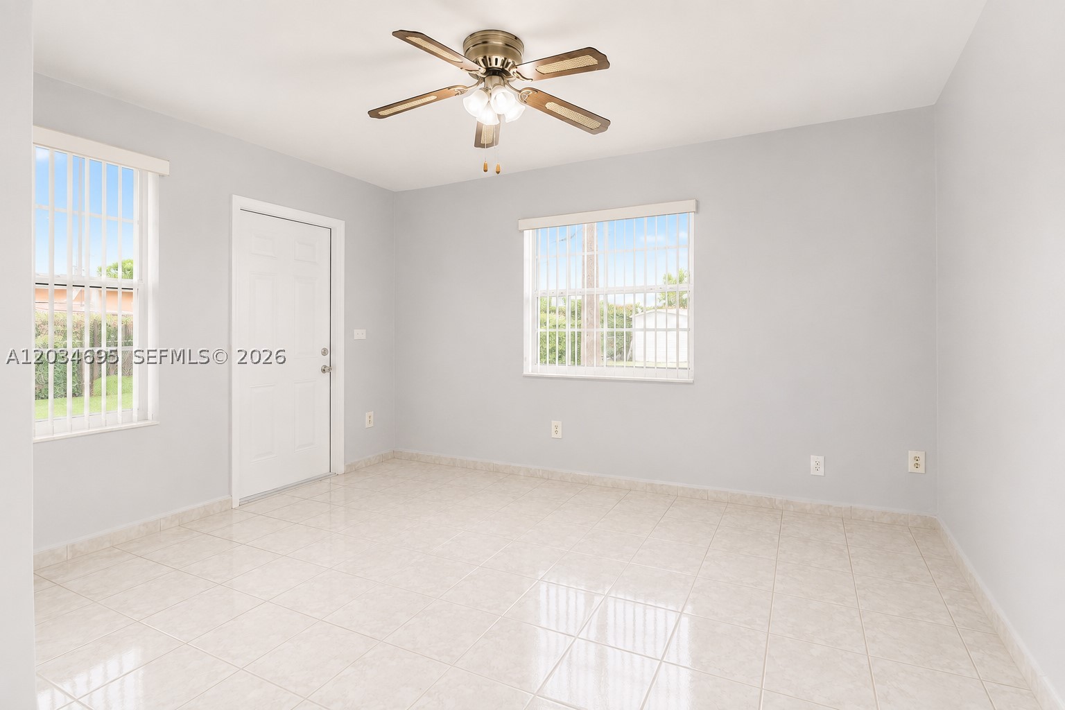 CORAL PARK ESTATES SEC 3 - Residential