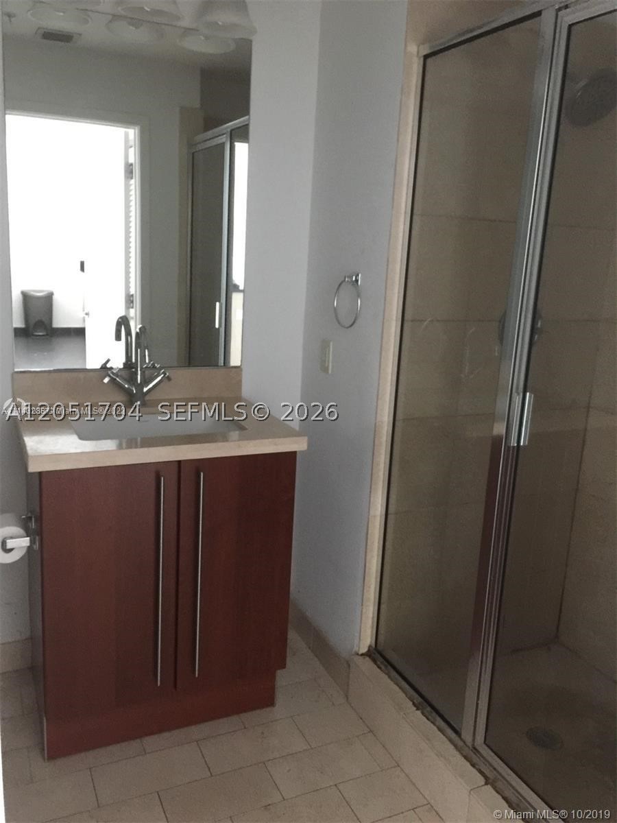 THE AXIS ON BRICKELL II C - Residential
