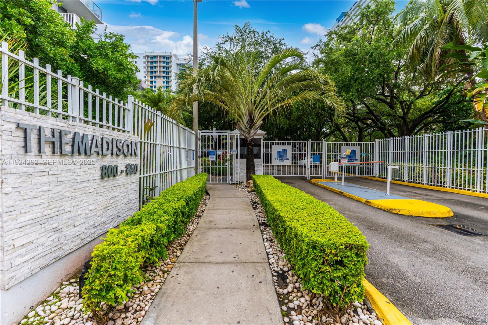 MADISON DOWNTOWN CONDO - Residential