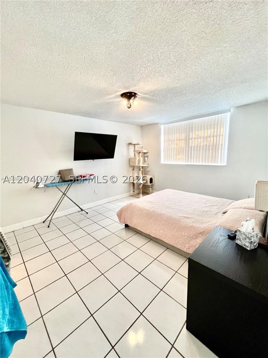 LISETTE CONDO - Residential