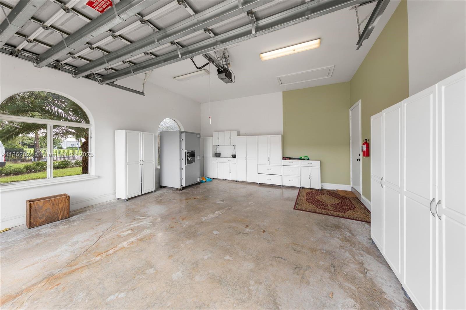 REDLAND VRBO AND EVENT - Residential