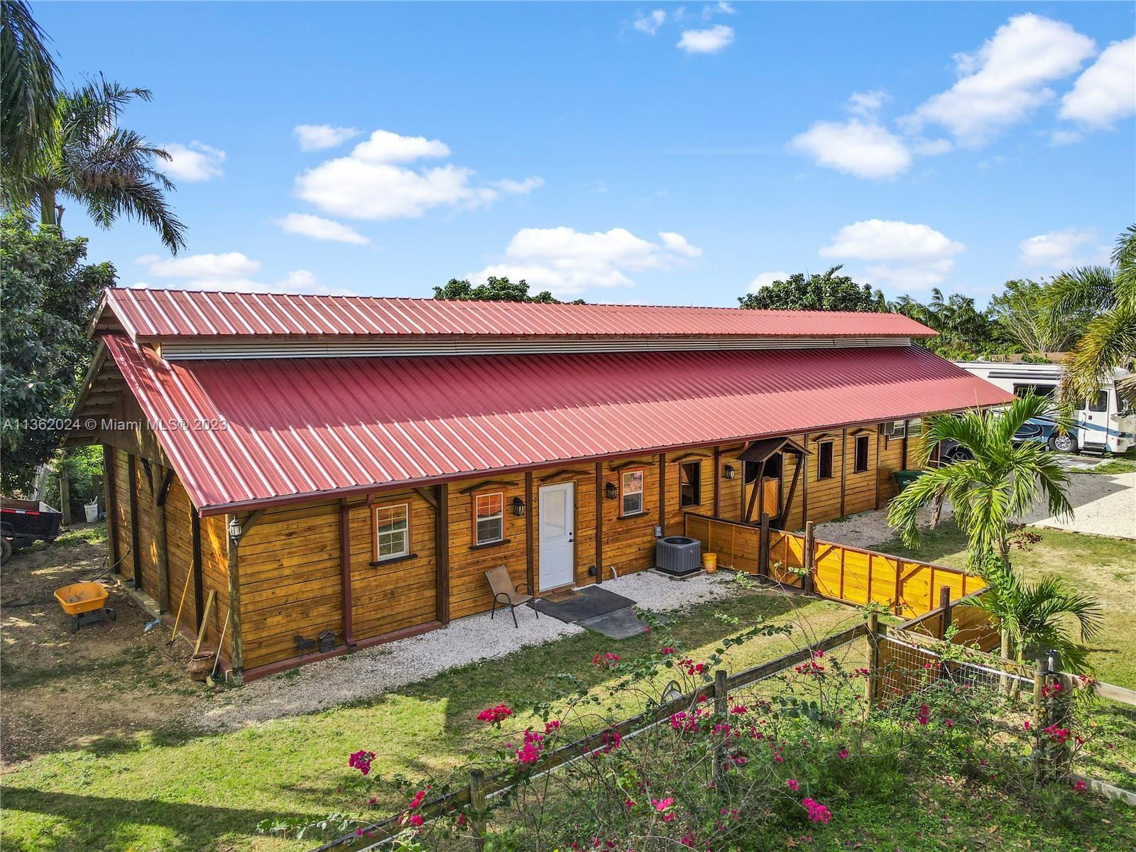 REDLAND VRBO AND EVENT - Residential