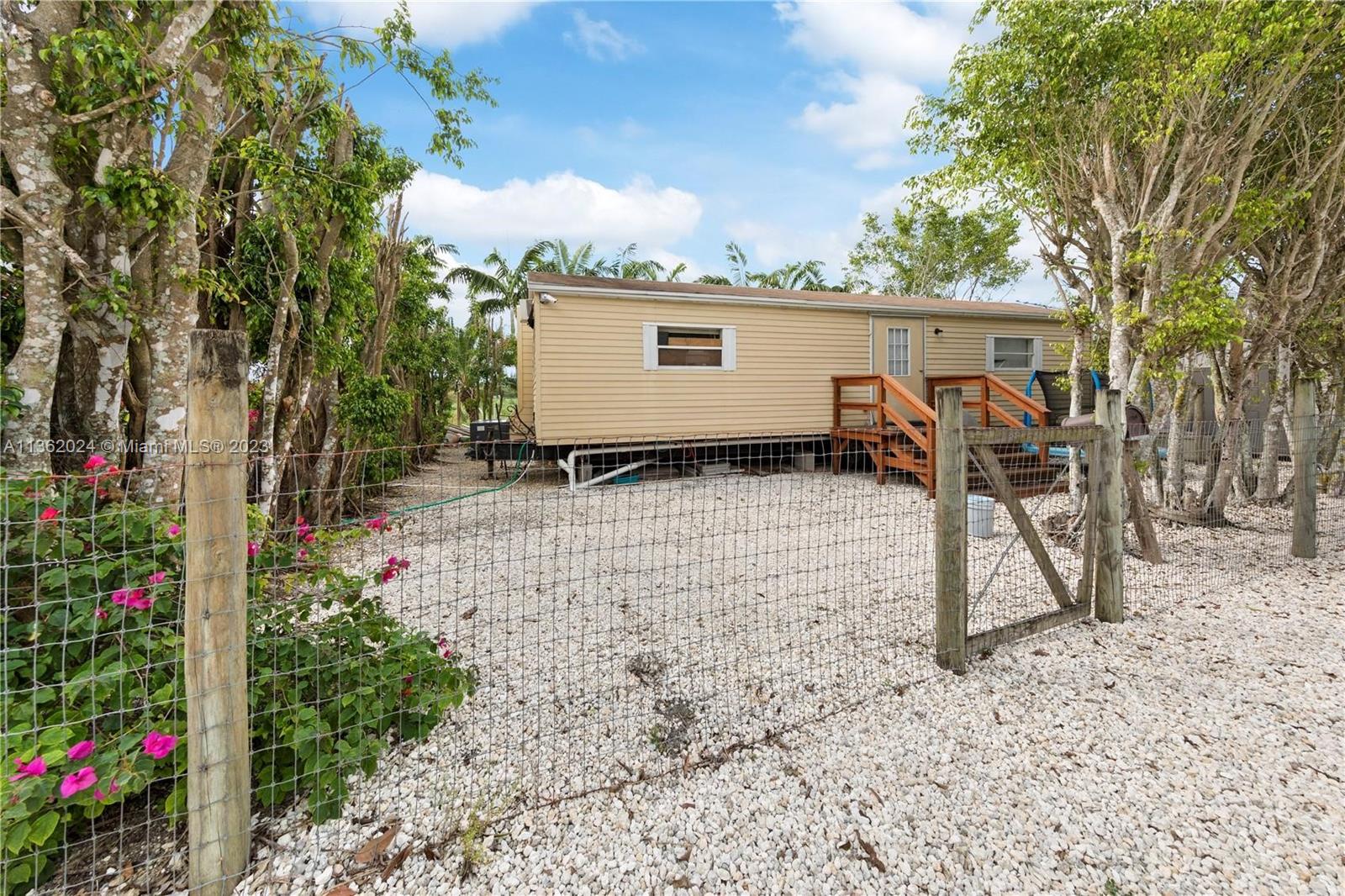REDLAND VRBO AND EVENT - Residential