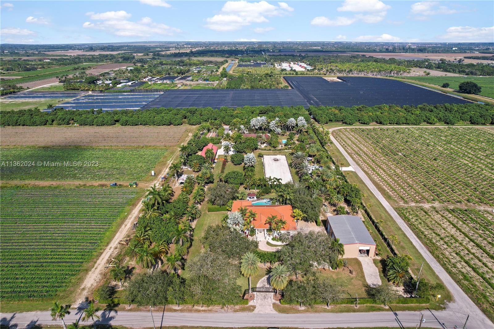 REDLAND VRBO AND EVENT - Residential