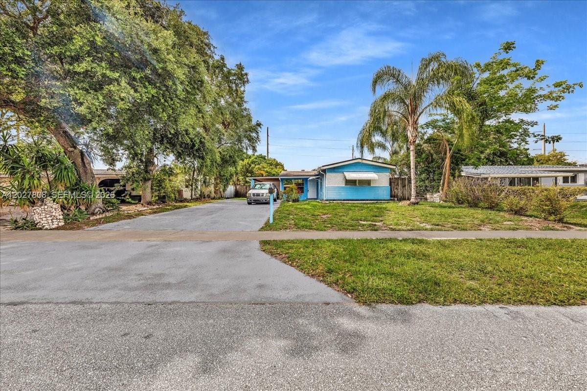 DRIFTWOOD PLAZA - Residential