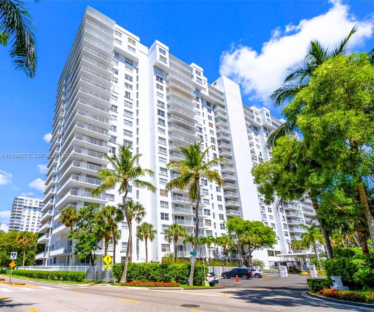 ADMIRALS PORT CONDO EAST - Residential
