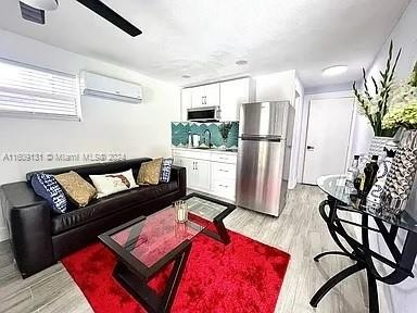 SILVER BLUFF EST SEC C - Residential Lease