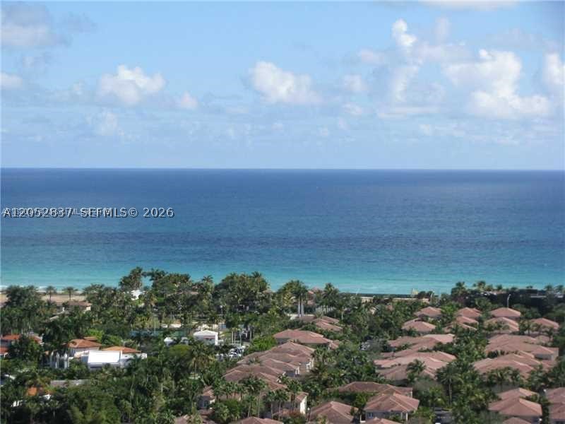 TURNBERRY TOWERS CONDO - Residential Lease