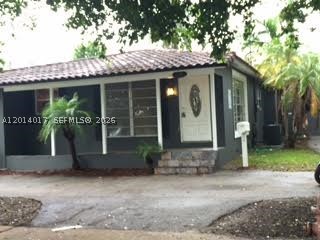 Excellent opportunity to own  spacious 6-bedroom, 4-bathroom corner duplex unit. The property consisted of two 3/2 units on a large corner lot each with its own back Yard, on an extra large lot.  Perfectly situated at the intersection of NE 114th St and NE 4th Ave, you're just minutes away from Biscayne Park, Miami Shores, and Barry University. 
Great income producing property with an upside. Room for a pool.