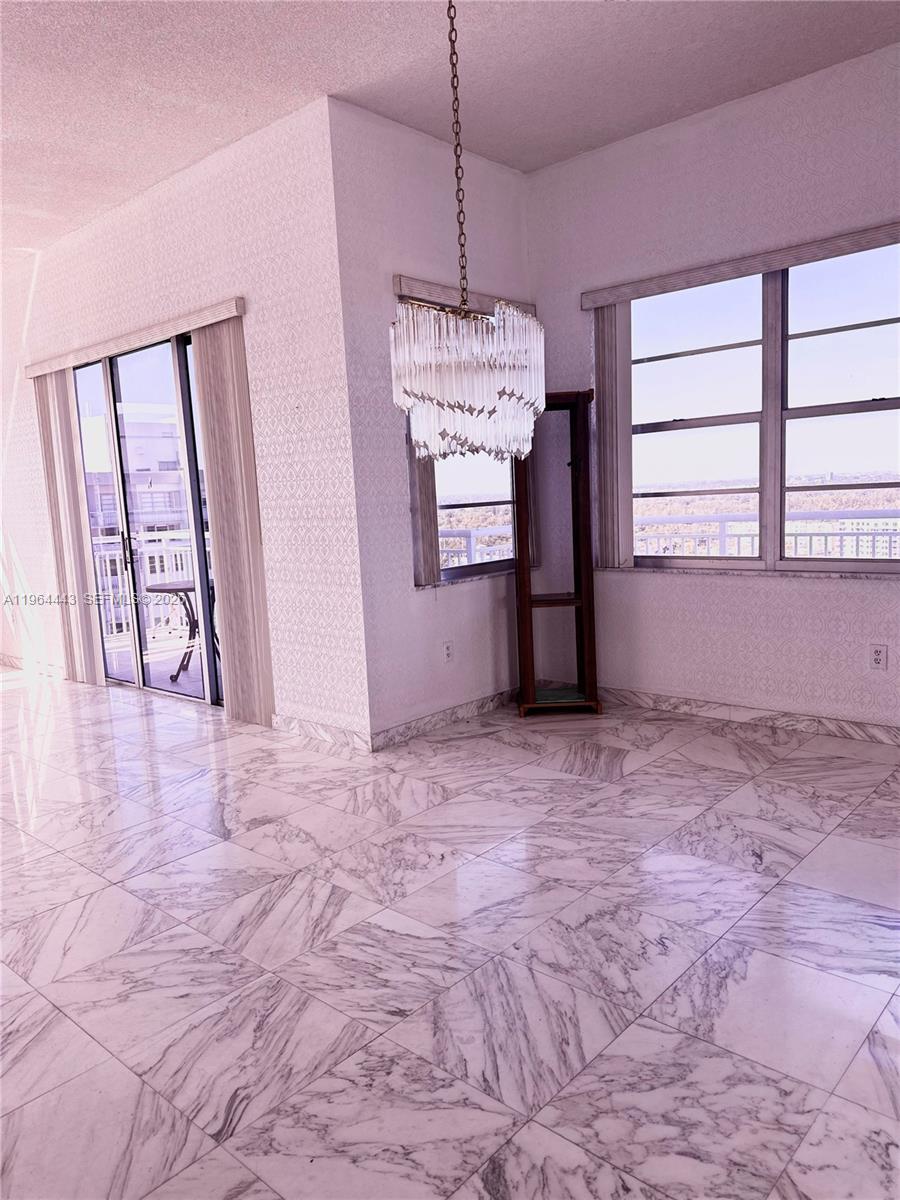 Views from this bright 2B/2B condo on the PH 5 h Floor of Del Prado Aventura. Monthly maintenance fees cover the internet, basic cable, and water. Best schools A+ Special Assessment is in place towards concrete restoration, covered parking renovation. Call the listing agent for more info. Minutes from Sunny Isles Beach, Aventura Mall, I-95, Airport(s), all major shopping centers & schools, close to the NEW BRIGHTLINE train Aventura.