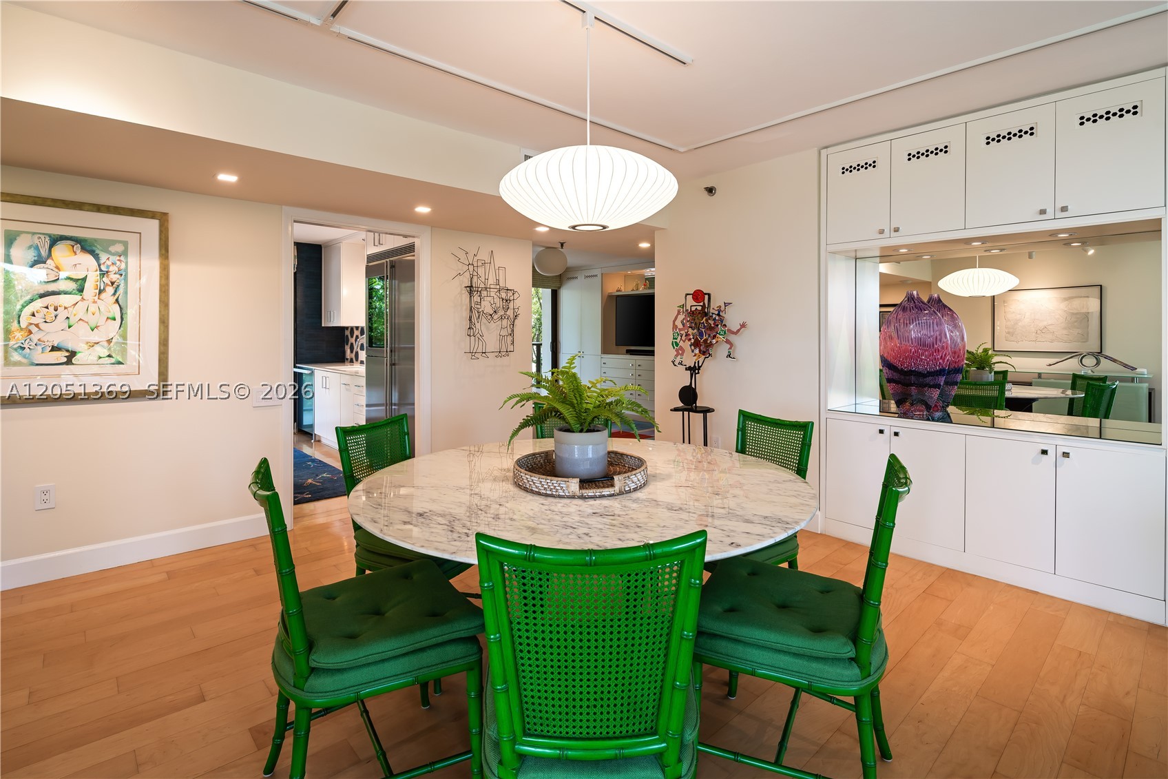 THE COCONUT GROVE BAYSHORE - Residential
